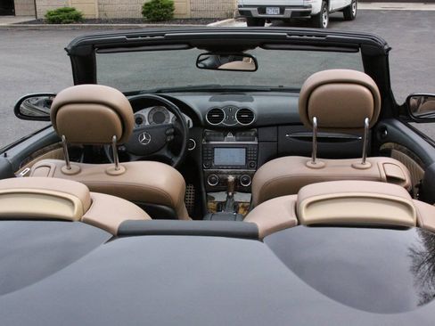 Used 2008 Mercedes-Benz CLK 550 Cabriolet image 12