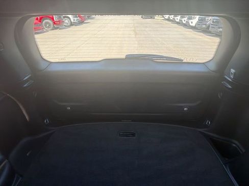 Used 2025 Jeep Grand Cherokee Altitude AWD/4WD image 16