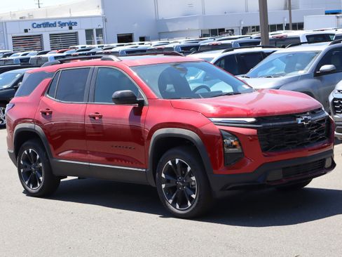 New 2026 Chevrolet Equinox RS FWD image 2