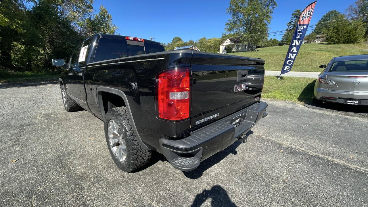 Used 2015 GMC Sierra 1500 SLT w/ All-Terrain Package AWD/4WD image 6