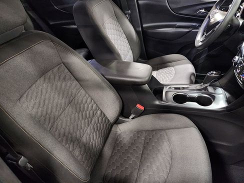 Used 2020 Chevrolet Equinox LT image 31