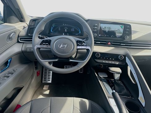 New 2026 Hyundai Elantra Sport FWD image 15