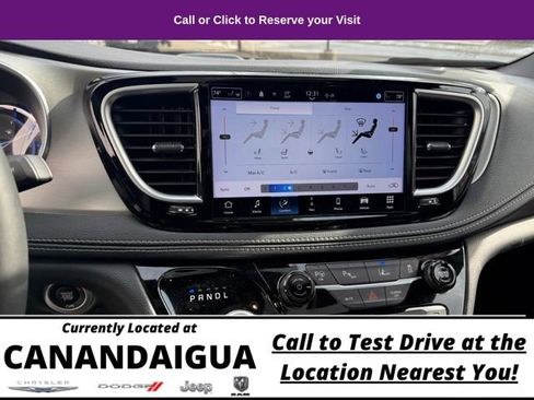 Used 2023 Chrysler Pacifica Limited w/ S Appearance Package image 18