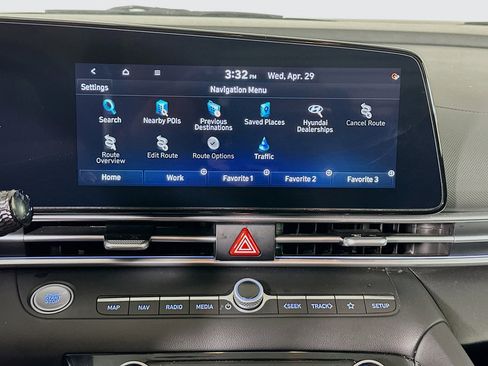 Used 2025 Hyundai Elantra SEL FWD image 22