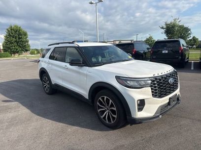 Used 2025 Ford Explorer ST-Line