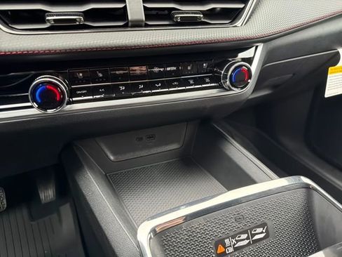 New 2026 Chevrolet Equinox RS w/ Convenience Package III image 26