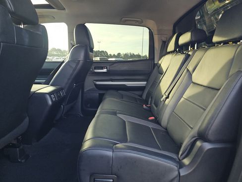 Used 2021 Toyota Tundra Limited w/ Limited Premium Package AWD/4WD image 6