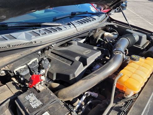 Used 2018 Ford F150 Lariat image 12