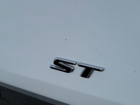 New 2026 Buick Encore GX Sport Touring image 8