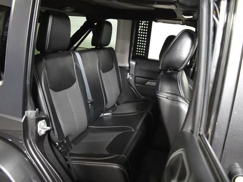 Used 2018 Jeep Wrangler Unlimited Sport AWD/4WD image 27