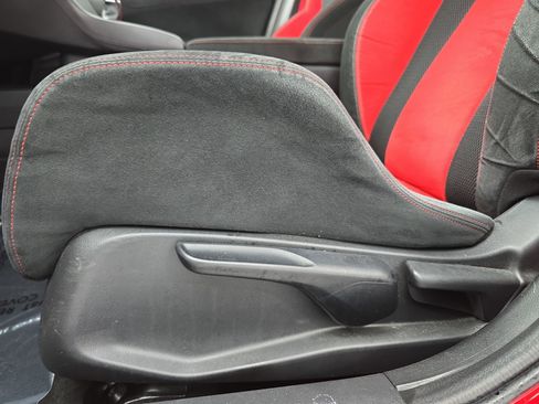 Certified 2018 Honda Civic Type R image 28