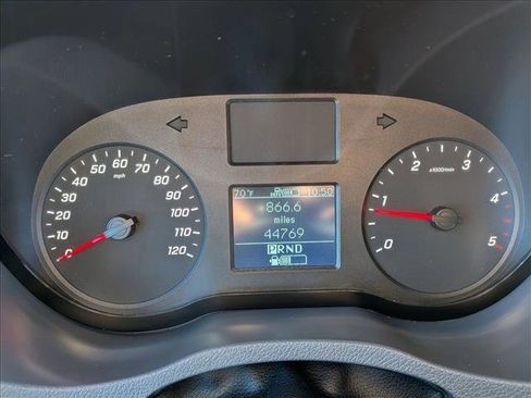 Used 2021 Mercedes-Benz Sprinter 3500 image 12