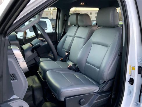 Used 2025 Ford F250 XL w/ XL Chrome Package image 7