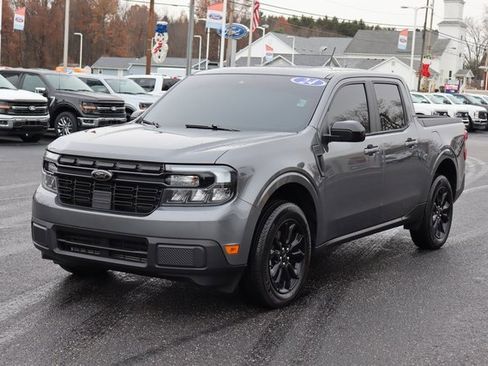 Used 2024 Ford Maverick Lariat w/ Black Appearance Package image 16