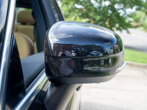 Used 2023 Volvo XC60 B5 Ultimate w/ Climate Package AWD/4WD image 11