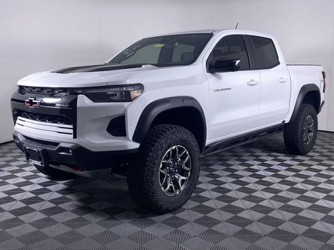 New 2026 Chevrolet Colorado ZR2 w/ Technology Package image 19