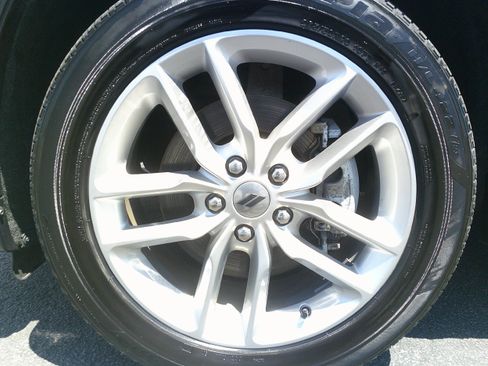 Used 2024 Dodge Durango GT AWD/4WD image 11