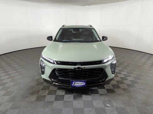 Certified 2025 Chevrolet Trax ACTIV w/ Driver Confidence Package image 2