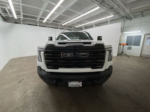 Used 2026 GMC Sierra 2500 AT4X w/ AT4X AEV Edition image 8