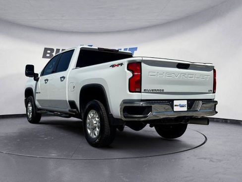 Used 2024 Chevrolet Silverado 2500 LTZ w/ LTZ Convenience Package AWD/4WD image 3