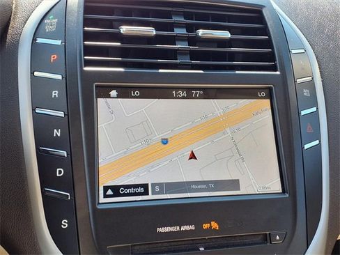 Used 2017 Lincoln MKC Select w/ Select Plus Package image 17