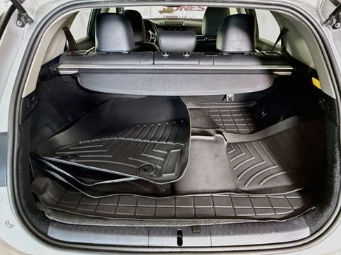 Used 2013 Lexus CT 200h w/ Leather Pkg FWD image 27