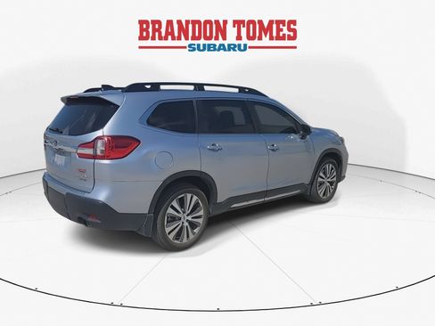 Used 2022 Subaru Ascent Limited w/ Technology Package AWD/4WD image 9