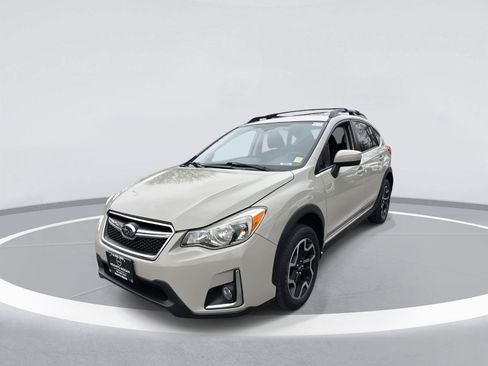 Used 2016 Subaru Crosstrek 2.0i Premium image 4