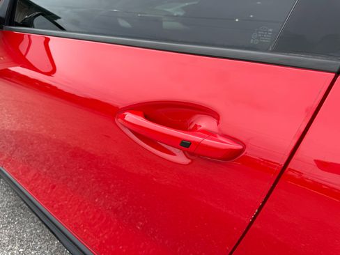 Used 2022 Hyundai Veloster N image 43