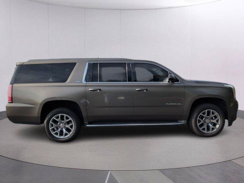 Used 2015 GMC Yukon XL SLT w/ Open Road Package RWD image 8