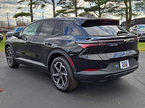 New 2026 Chevrolet Equinox EV LT image 11