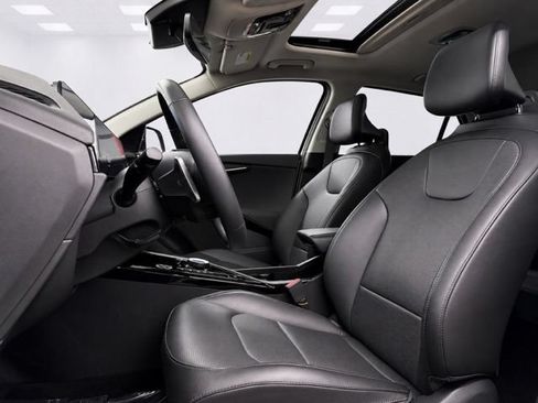 Used 2023 Kia Niro Wave w/ Wave Preserve Package FWD image 11
