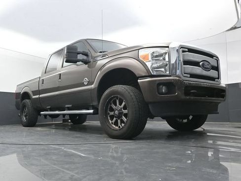 Used 2015 Ford F250 Lariat w/ Lariat Interior Package AWD/4WD image 1