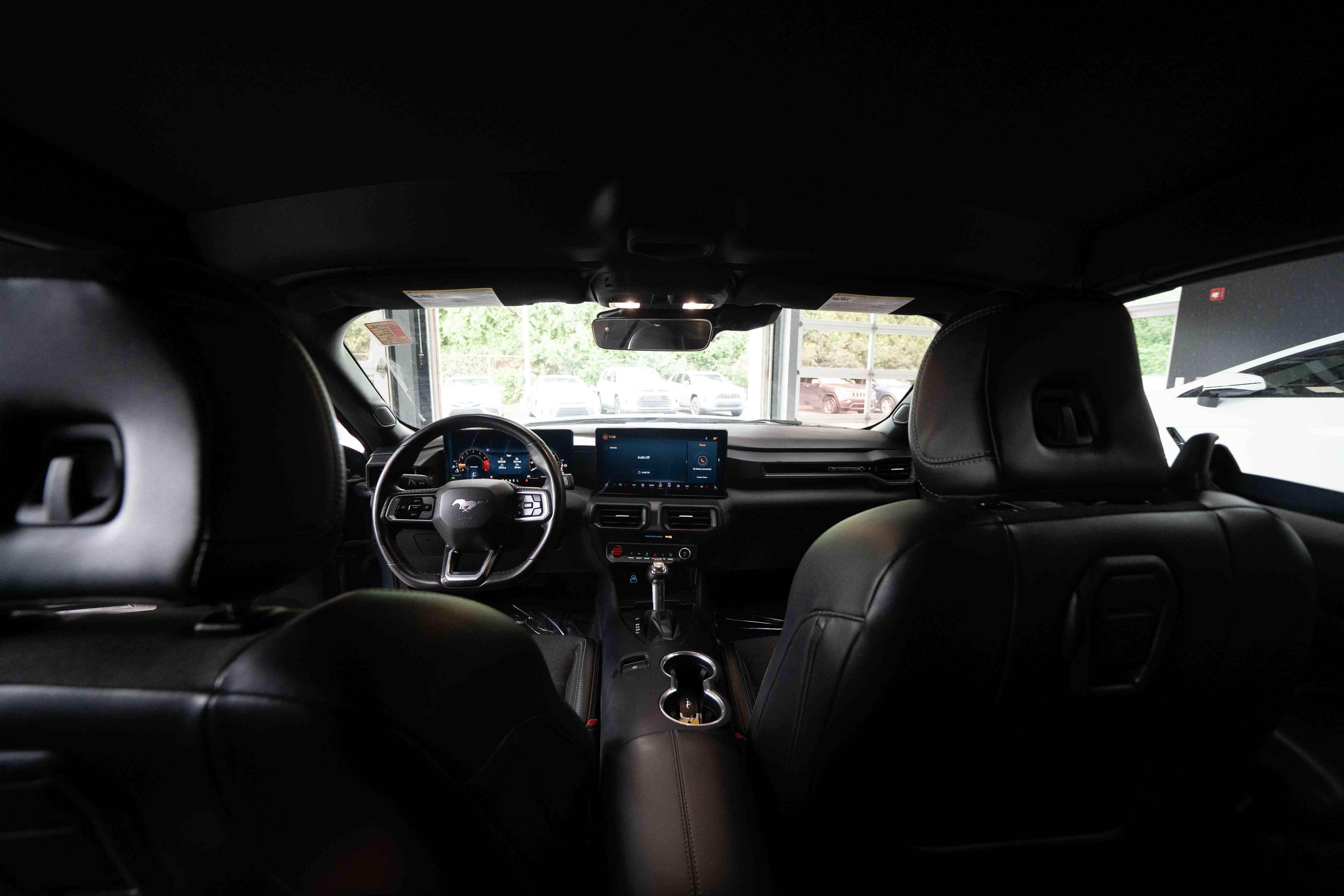 Used 2024 Ford Mustang Convertible RWD image 19