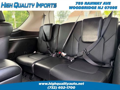 Used 2019 INFINITI QX80 Luxe w/ 22" Wheel Package AWD/4WD image 20