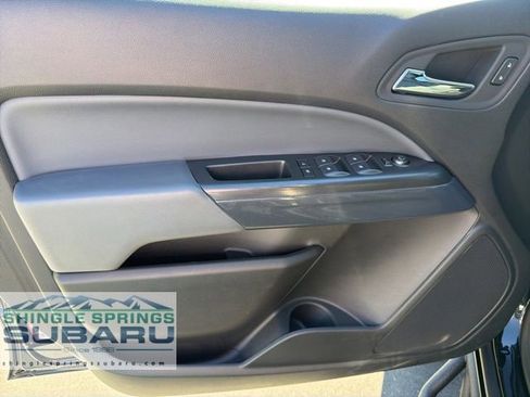 Used 2022 Chevrolet Colorado Z71 w/ Z71 Midnight Edition AWD/4WD image 39