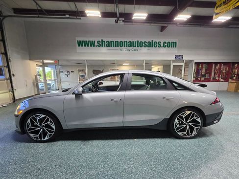 Used 2025 Hyundai Ioniq 6 SEL AWD/4WD image 11