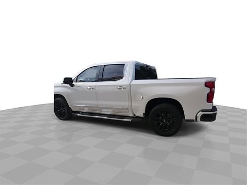Used 2023 Chevrolet Silverado 1500 High Country w/ Technology Package image 6