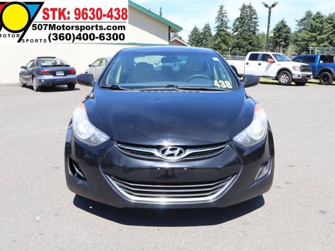 Used 2013 Hyundai Elantra GLS FWD image 12