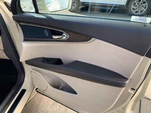 Used 2018 Lincoln MKX Reserve w/ Lincoln MKX Climate Package image 13