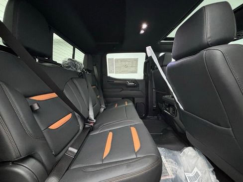 New 2025 GMC Sierra 1500 AT4 w/ AT4 Premium Package image 44