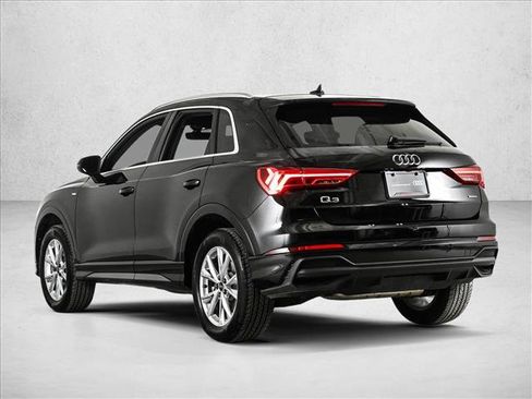 Certified 2025 Audi Q3 2.0T Premium w/ Convenience Package image 8