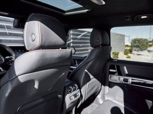 Used 2025 Mercedes-Benz G 63 AMG 4MATIC image 38