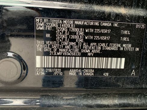 Used 2025 Toyota RAV4 LE image 28