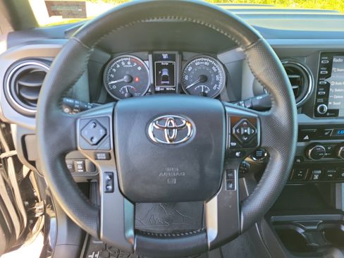 Used 2023 Toyota Tacoma TRD Pro AWD/4WD image 21