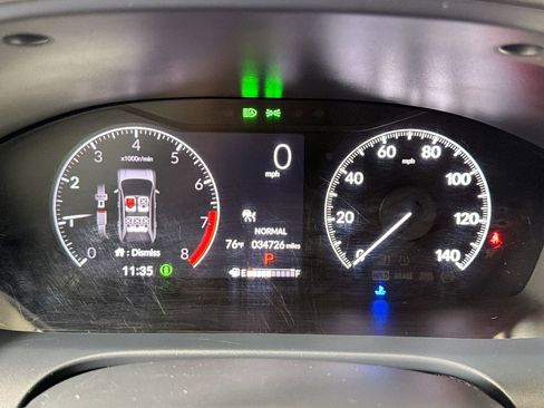 Used 2023 Honda HR-V EX-L image 16