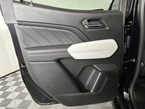 New 2025 GMC Canyon AT4 w/ AT4X Package image 19