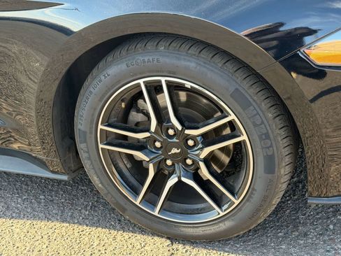 Used 2023 Ford Mustang Premium RWD image 7