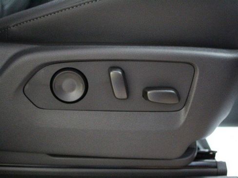 New 2026 GMC Sierra 1500 SLT w/ SLT Premium Plus Package image 10