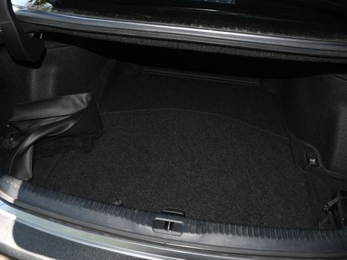 Used 2014 Lexus IS 350 w/ Navigation Package RWD image 18